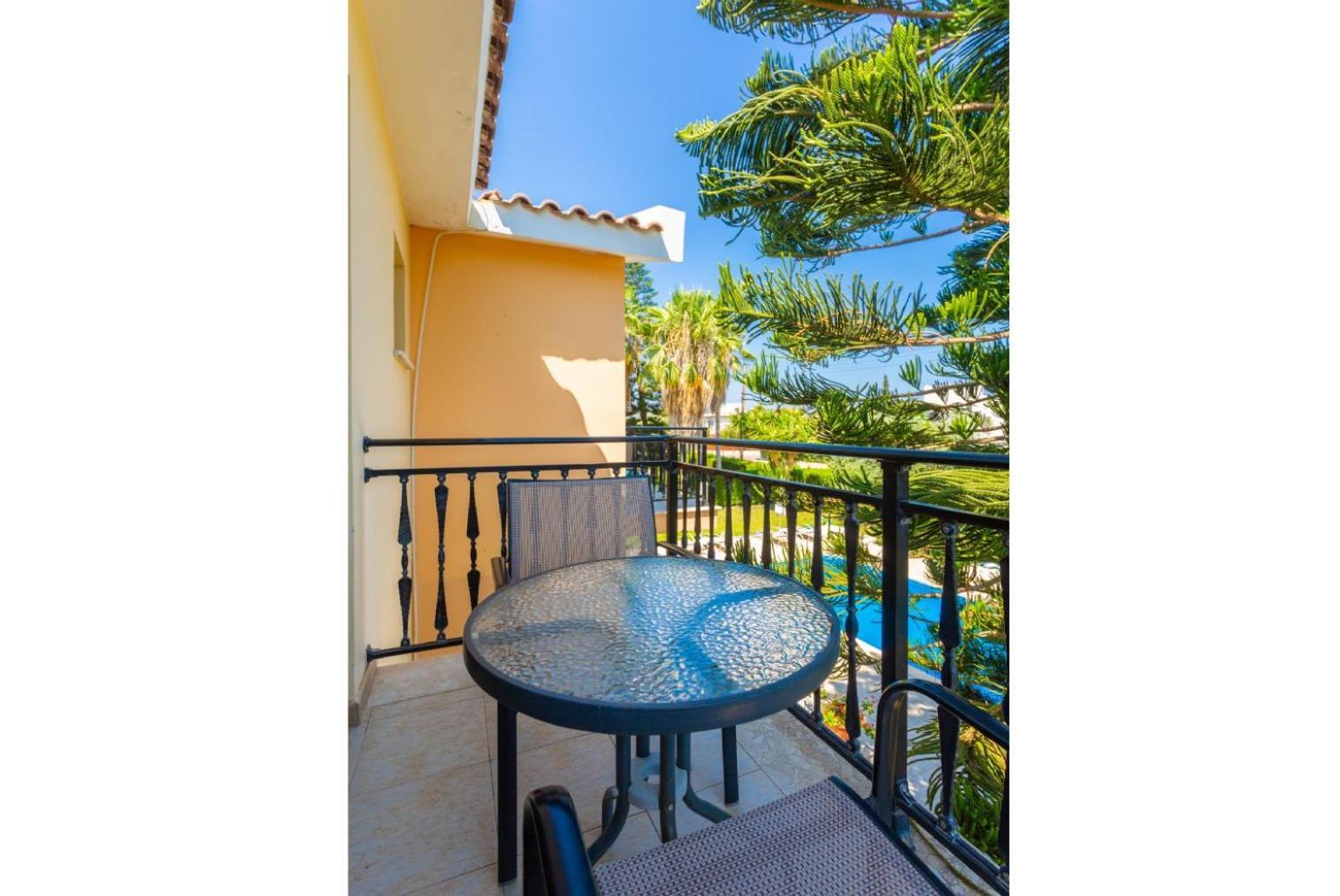 Villa Halima Stefanos Polis Exteriör bild