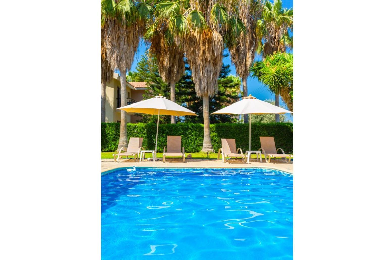Villa Halima Stefanos Polis Exteriör bild