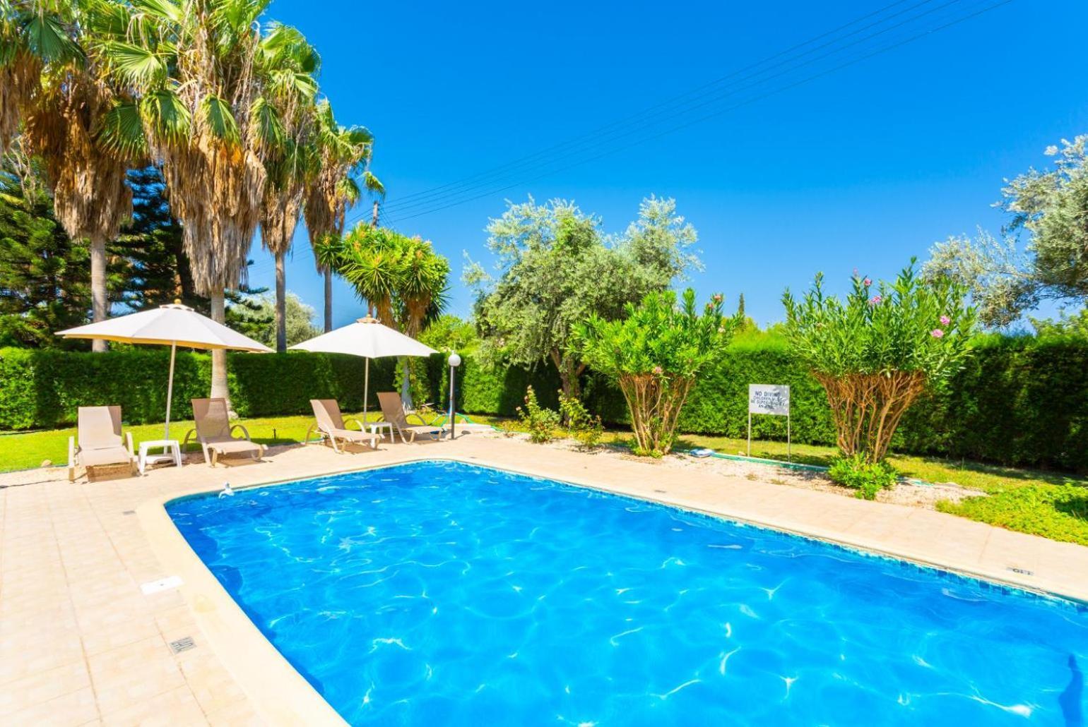 Villa Halima Stefanos Polis Exteriör bild